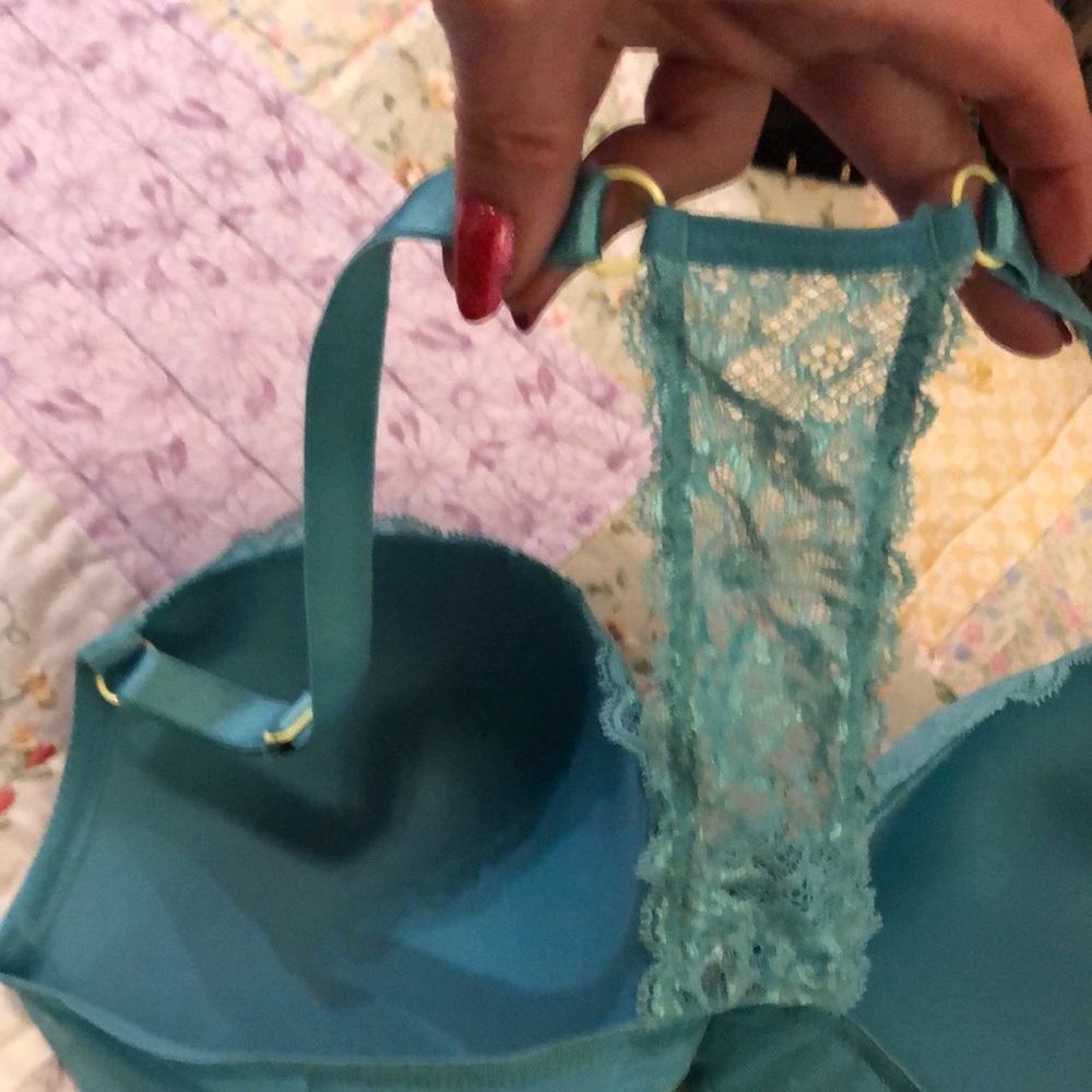 Lace Underwire Bra in Teal - Picture 7 of 8